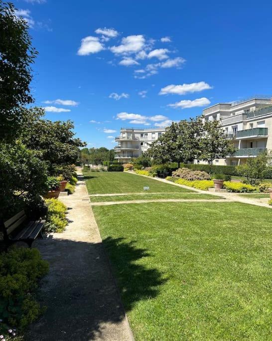 Appartement Wakandais-Proche Disney, Parking & Wifi Монтеврен Екстер'єр фото